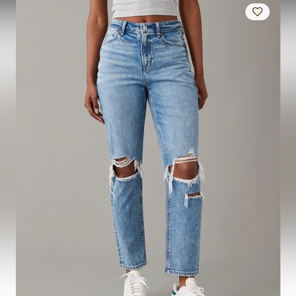 American Eagle Destroyed Knee Mom Jeans Strigid 4 Short